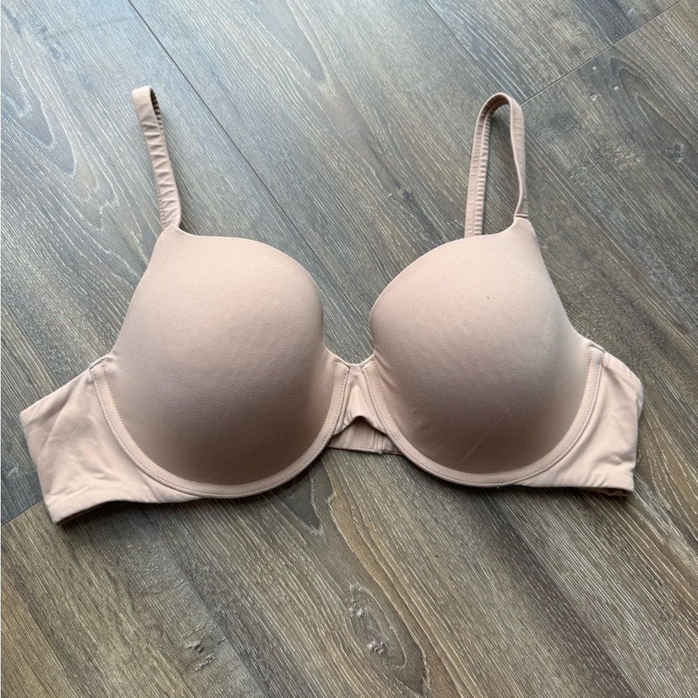 Skims Everyday Bra NWOT